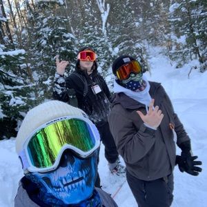 Meet your Posher, Ethan